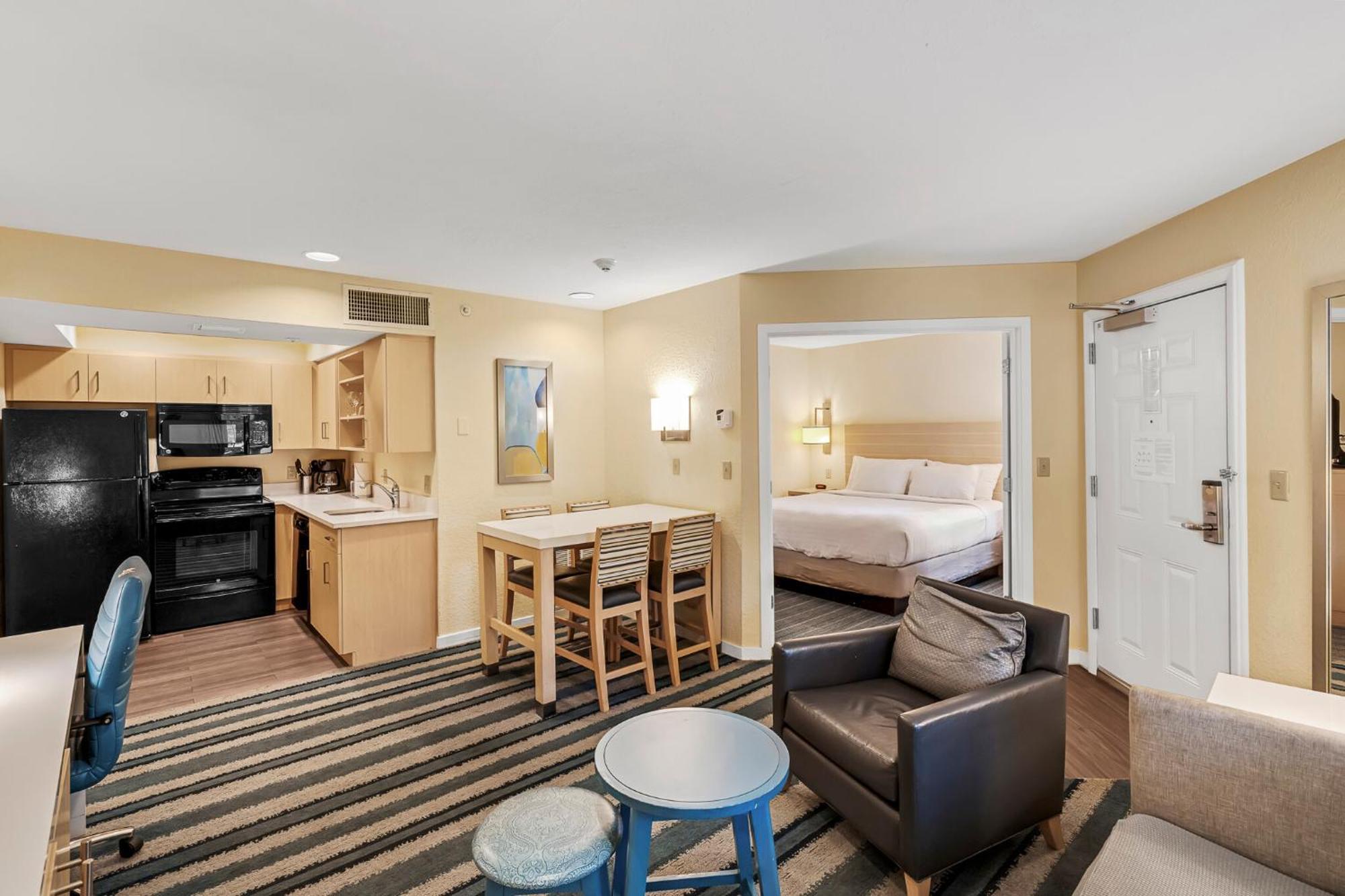 Avia Residences On Lincoln - Extended Hotel 3*
